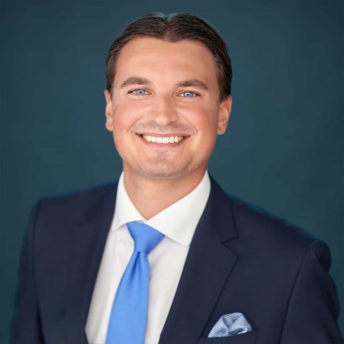 Portrettbilde av Aleksander J. Brataas