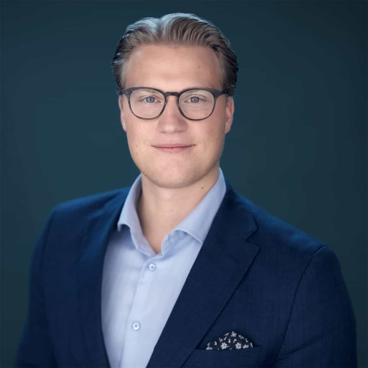 Portrettbilde av Henrik Bredo Larsen