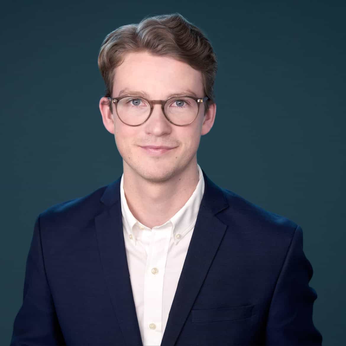 Portrettbilde av Jonathan Lindstrøm