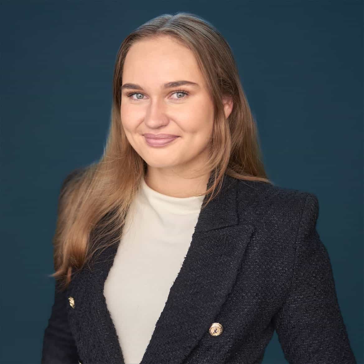 Portrettbilde av Julie Slåtto