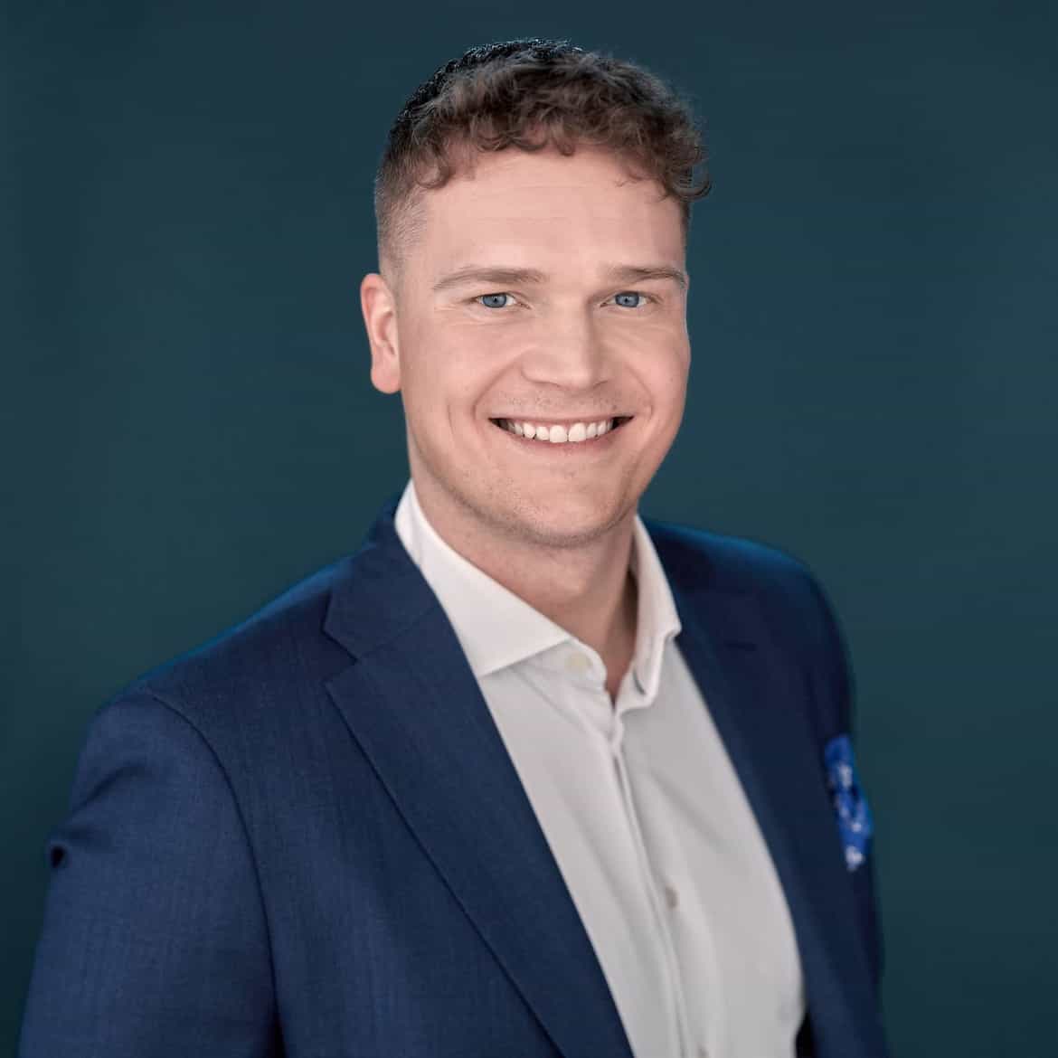 Portrettbilde av Olaf E. Rønning