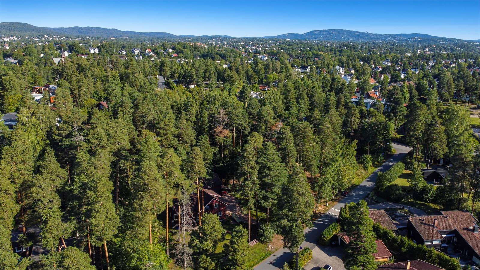 Maries vei 11 - Innkjøring Plahteskogen, HØVIK